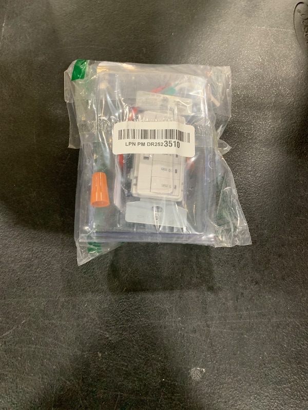 Photo 1 of EATON PT18M-W-K Accell Core Programmable Timer, 120 V, 5, 10, 15, 30, 60 Min Off, White
