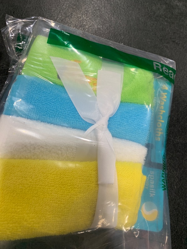 Photo 1 of Spasilk 4 Woven Washcloths, Yellow Giraffe