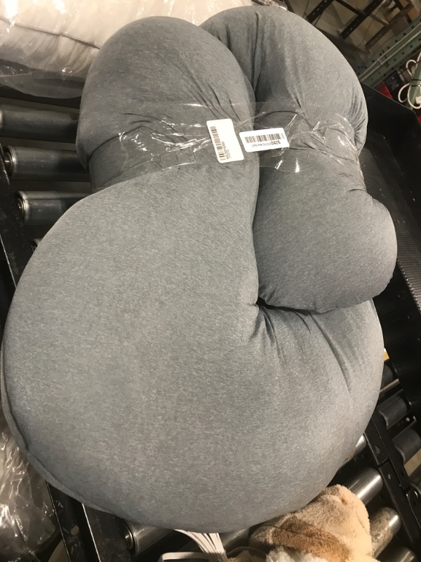 Photo 1 of maternity pillow