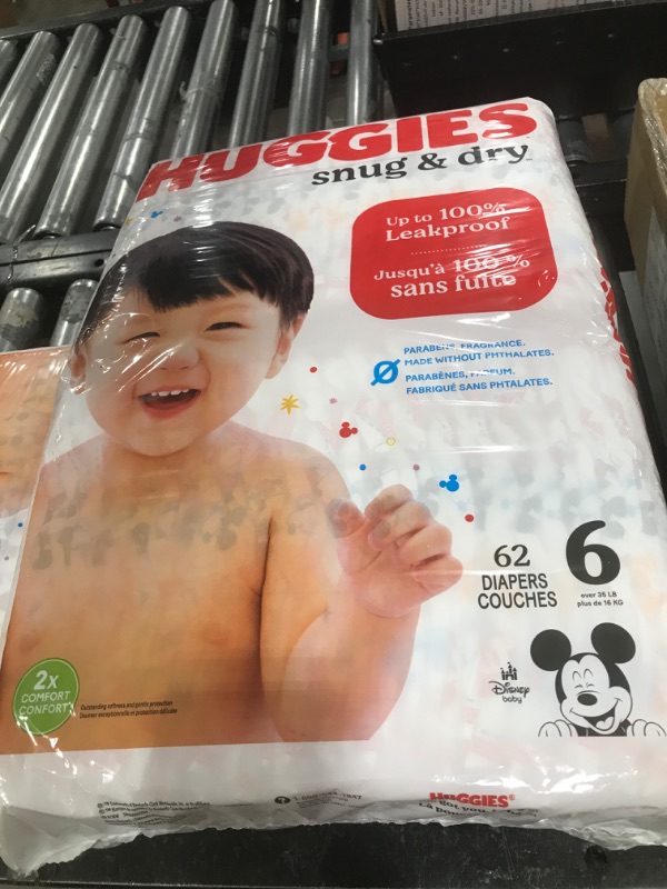 Photo 1 of Huggies Little Movers Baby Disposable Diapers size 6