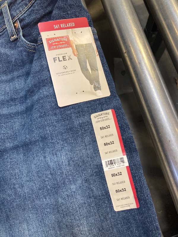 Photo 1 of 50x32 Signature by Levi Strauss & Co. Men S and Big and Tall Relaxed Fit Jeans