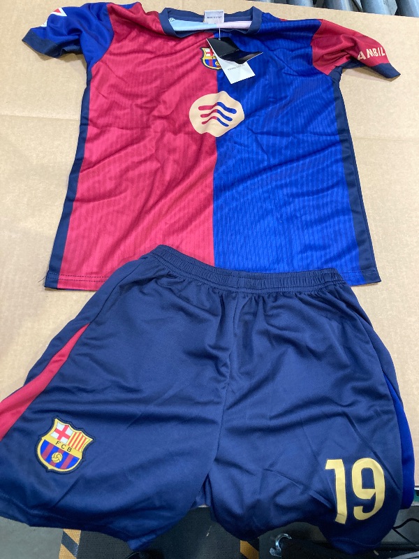 Photo 1 of Barcelona Home Shirt with Lamine Yamal 19 Printing ( SIZE BOY MEDIUM ) 
