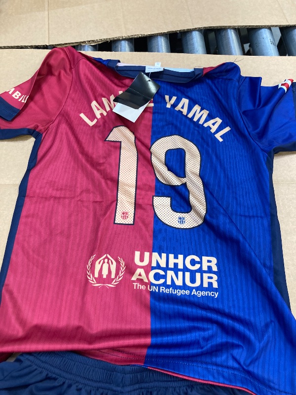 Photo 1 of Barcelona Home Shirt with Lamine Yamal 19 Printing ( SIZE BOY MEDIUM ) 