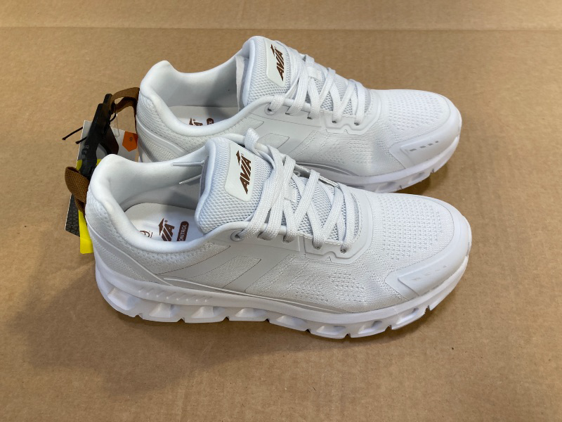 Photo 1 of AVIA White women's lifestyle shoe (size USA 9 ) 