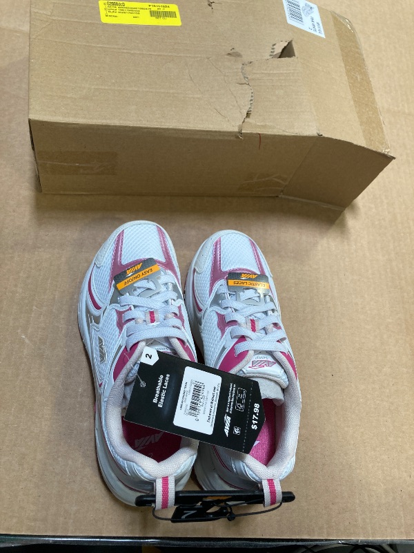 Photo 1 of 
Womens Avia Rex Athletic Sneakers size 2 
