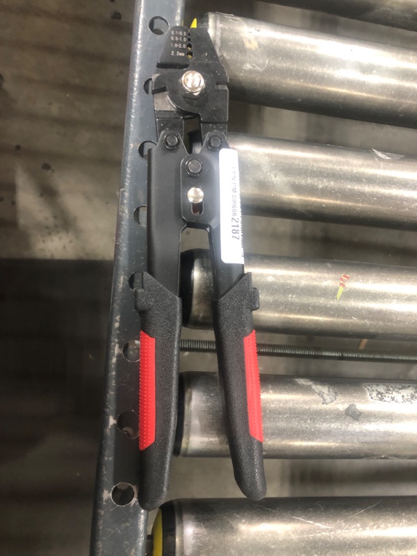 Photo 1 of WEKESIGO Wire Rope Swager Wire Rope Swaging Tool for Crimping Fishing Lines Up To 2.2mm with 200Pcs 4 sizes 1.0/1.2/1.5/2.0mm Aluminum Double Barrel Ferrule Crimping Loop Sleeve Kit(WKS-711K)