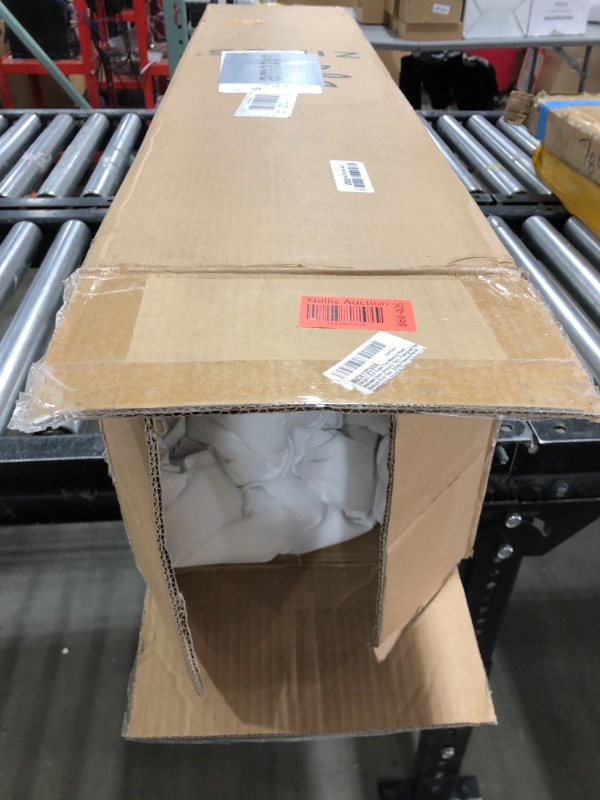 Photo 1 of Amazon Basics White Down Alternative Comforter and Duvet Insert with Corner Tabs (Twin, All-Season)