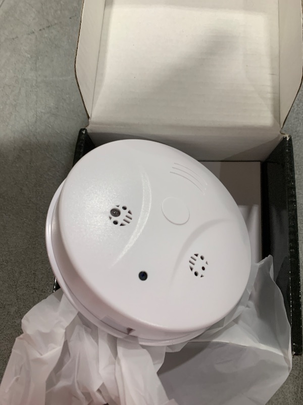 Photo 1 of YYCAMUS Security Camera Smoke Detector Camera 1080P WiFi Indoor Camera Hidden Camera with Night Vision Motion Detection Real-Time Nanny Camera for Home Office Safety