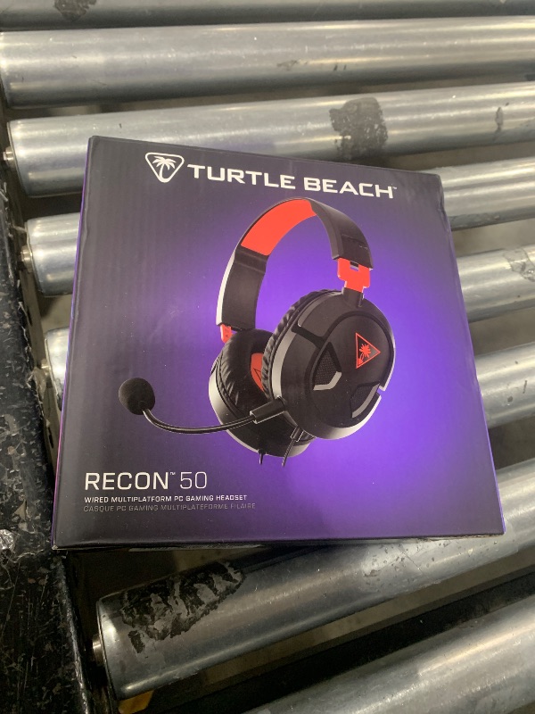 Photo 1 of Turtle Beach Recon 70 Multiplatform Gaming Headset for Xbox Series X|S, Xbox One, PS5, PS4, PC & Mobile w/ 3.5mm Wired Connection - Flip-to-Mute Mic, 40mm Speakers, Lightweight Design, Black
