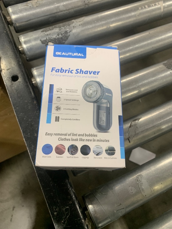 Photo 1 of BEAUTURAL Fabric Shaver and Lint Remover, Sweater Defuzzer with 2-Speeds, 2 Replaceable Stainless Steel Blades, Battery Operated, Remove Clothes Fuzz, Lint Balls, Pills, Bobbles Gray