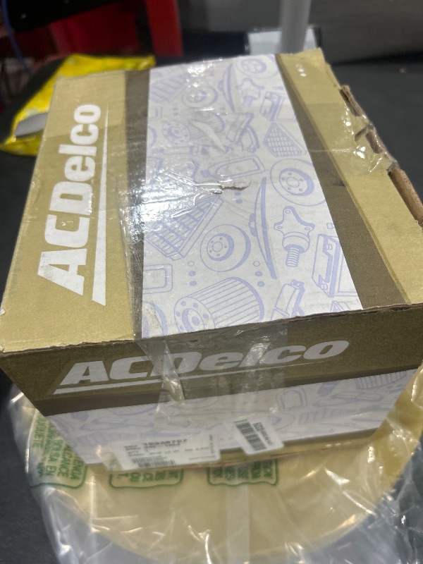 Photo 1 of ACDelco Gold 335-1354 Alternator