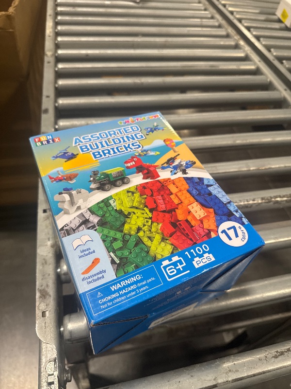 Photo 1 of 1100 Piece Building Blocks Classic Building Toys, Creative Bulk Building Bricks Sets Compatible with Legos Baseplate Sets 17 Colors Mixed 147 Shapes for Kids Party Favors Birthday