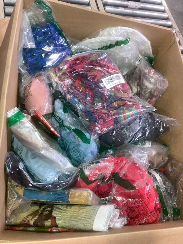 Photo 1 of ****BUNDLED BOX OF NEW AND USED MERCHANDISE, AS IS-FINAL SALE-NO RETURNS***