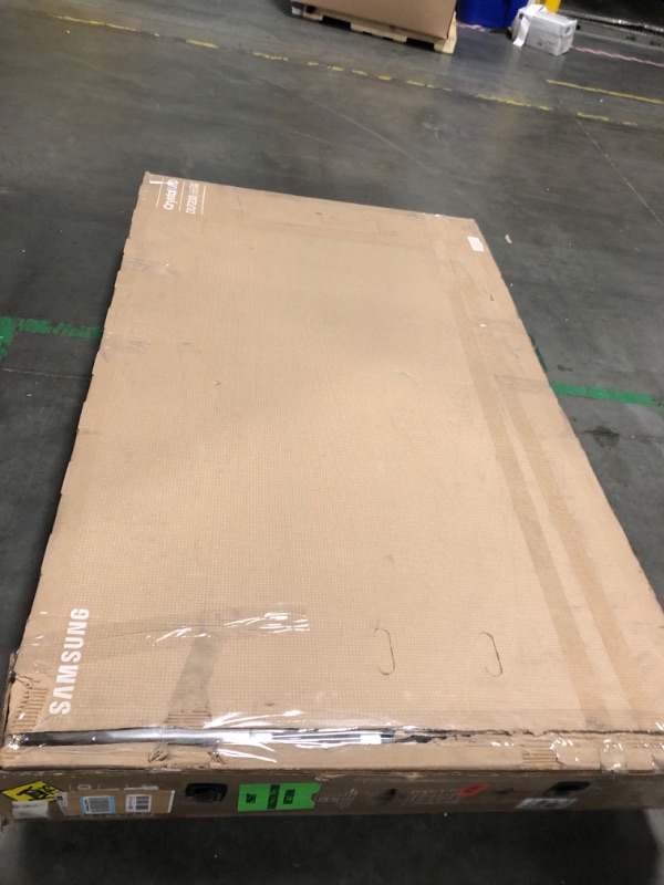 Photo 1 of ** Only PArts** SAMSUNG 85-Inch Class Crystal UHD 4K DU7200 Series HDR Smart TV w/Object Tracking Sound Lite, PurColor, Motion Xcelerator, Mega Contrast, Q-Symphony (UN85DU7200, 2024 Model)