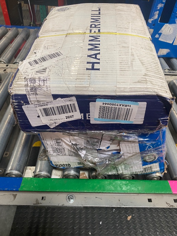 Photo 1 of **damage to box**
Hammermill Printer Paper, 20 lb Copy Paper, 8.5 x 11 - 10 Ream (5,000 Sheets) - 92 Bright, Made in the USA