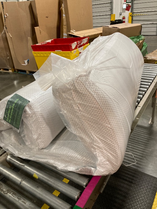 Photo 1 of **still wrapped but no box**
ZINUS 10 Inch Green Tea Cooling Memory Foam Mattress [New Version],