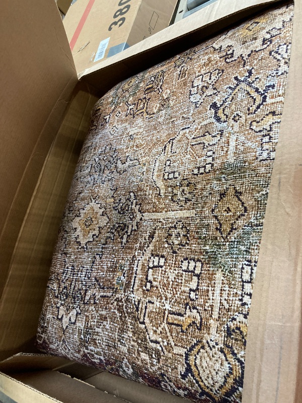 Photo 1 of **looks to be a new open return**
Loloi Layla Collection, LAY-03, Olive/Charcoal, 9'-0" x 12'-0", .13" Thick, Area Rug, Soft, Durable, Vintage Inspired, Distressed, Low Pile, Non-Shedding, Easy Clean, Printed, Living Room Rug