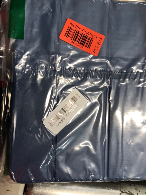 Photo 1 of DTTO for iPad (A16) 11th Generation Case 11 Inch 2025, iPad 10th Generation Case 10.9 Inch 2022, Slim Tri-fold Stand Soft TPU Back Protective Cover with Pencil Holder - Auto Sleep/Wake, Navy Blue