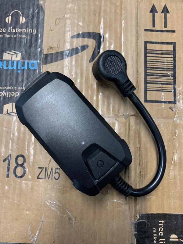 Photo 1 of (MISSING REMOTE) TREATLIFE Dimmer Plug with 100FT Wireless Remote Control, IP44 Weather Resistance, Outdoor Dimmer for String Lights, Lamps, Patio Lights, Max Power 400W