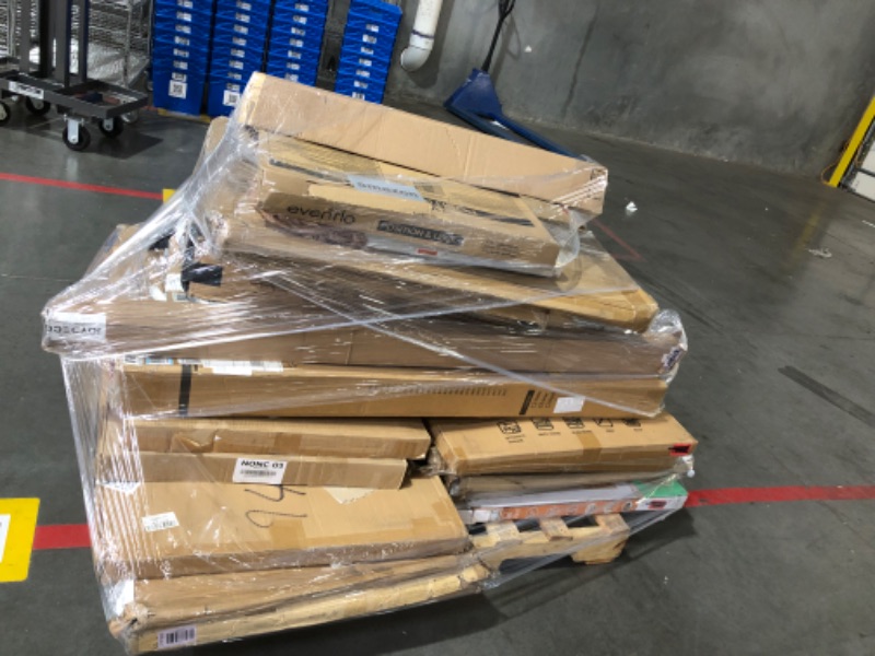 Photo 1 of ***DAMAGED - SEE NOTES/PICTURES***
***MISSING PARTS***
***PARTIAL SET - PRICE ADJUSTED***
***
pallet baby gates