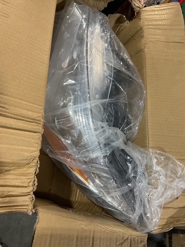 Photo 1 of *** UNTESTED***   LEAVAN Headlights Assembly Fit For 2015 2016 2017 LE/SE/XLE Toyota Camry, Driver and Passenger side