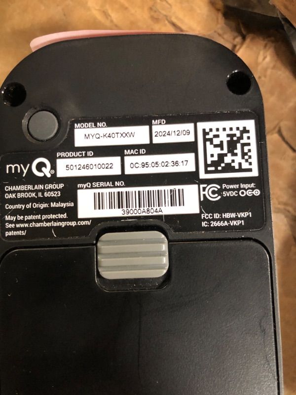 Photo 1 of ***MISSING PARTS***
myQ Smart Garage Door Video Keypad with Wide-Angle Camera,Customizable PIN Codes,and Smartphone Control–Take Charge of Your Garage Access Works with Chamberlain, LiftMaster and Craftsman openers,White