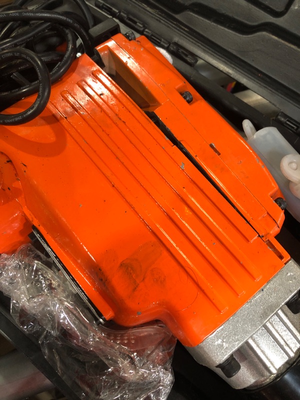 Photo 1 of (item sold for parts only) VEVOR Demolition Jack Hammer, MAX 2200W Electric Jackhammer Heavy Duty, 1350 BPM Concrete Breaker