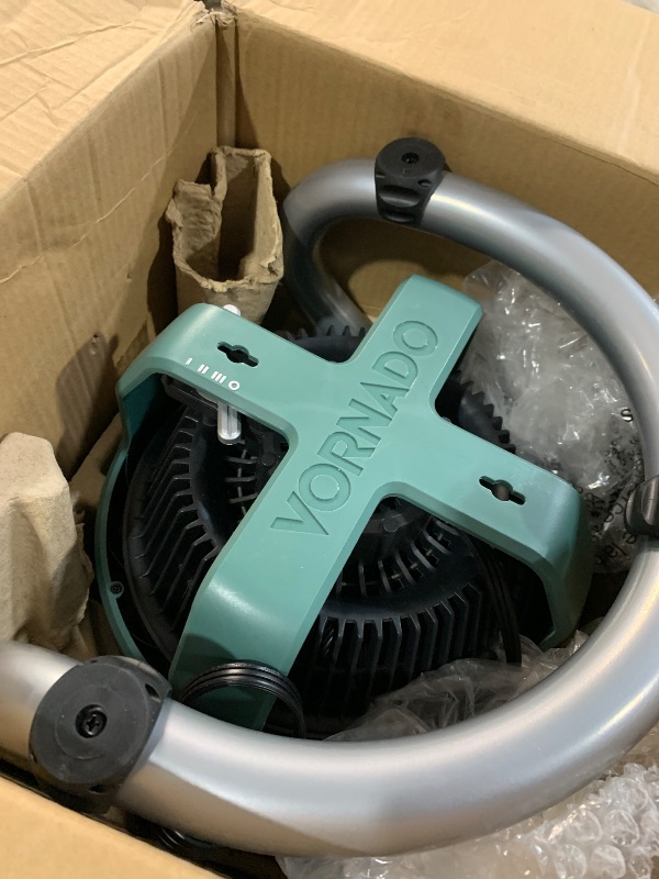 Photo 1 of (used)(see images) Vornado - Table Fan - Green