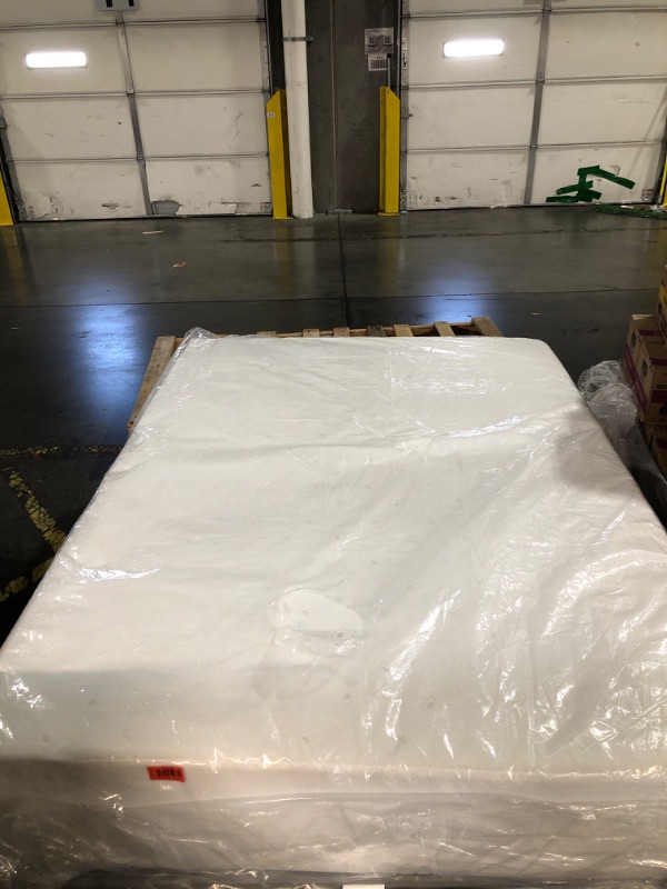 Photo 1 of 
*** stock photo for reference only*** truck pick up***Full Size  Mattress Medium-Firm Mattress for Pressure Relief & Cooler Sleep, Mattress for Kids Adults Guest Room full