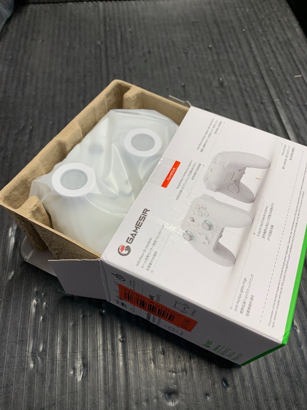 Photo 1 of GameSir G7 SE Officially Licensed Xbox One Controller With Hall Effect Sticks for Windows 10/11, Xbox One, Xbox Series X/S, PC Gamepad with 3.5mm Earphone Port, Programmable Back Button