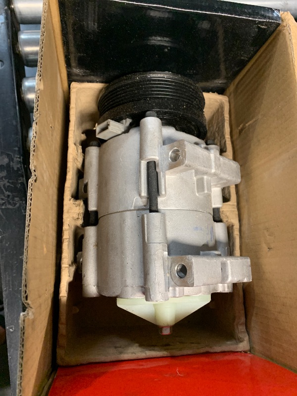 Photo 1 of A-Premium Air Conditioner AC Compressor with Clutch Compatible with Ford Taurus 2001-2007, Mercury Sable 2001-2005