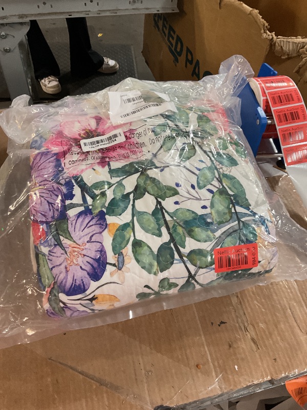 Photo 1 of Travan Queen Quilt Set 3-Piece Bedspread Quilted Oversized Lightweight Microfiber Coverlet Set with Shams Violet Purple Floral Pattern Quilted Bedding Set for All Season, Queen