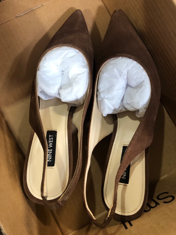 Photo 1 of (used)(minor damage) Nine West Women's Nataly Pump, Walnut 210, 7