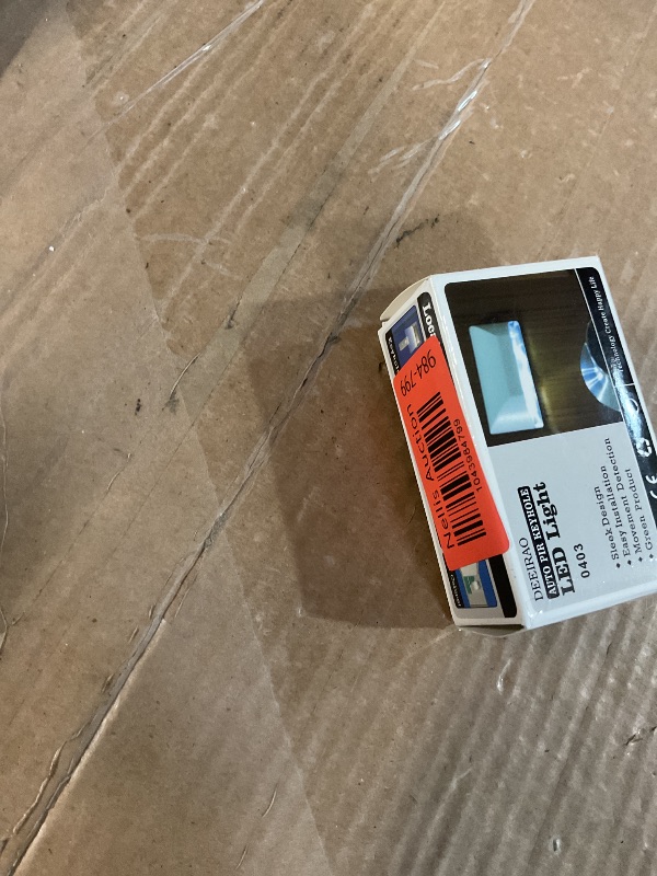 Photo 1 of DEEIRAO Home Keyhole Infrared PIR Wireless Auto Sensor Motion Detector LED Light lamp for Kitchen Hallway Stairway Silver