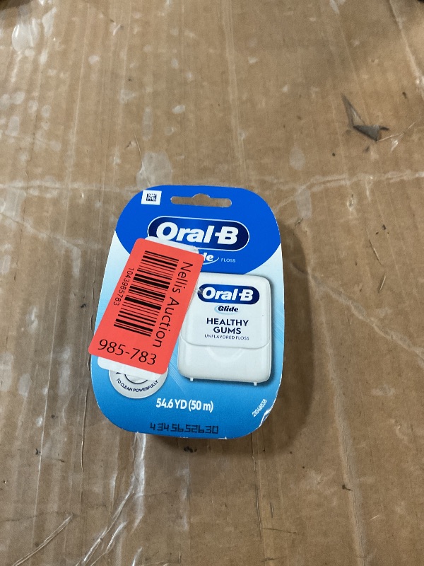 Photo 1 of Oral-B Glide Pro-Health Original Floss
