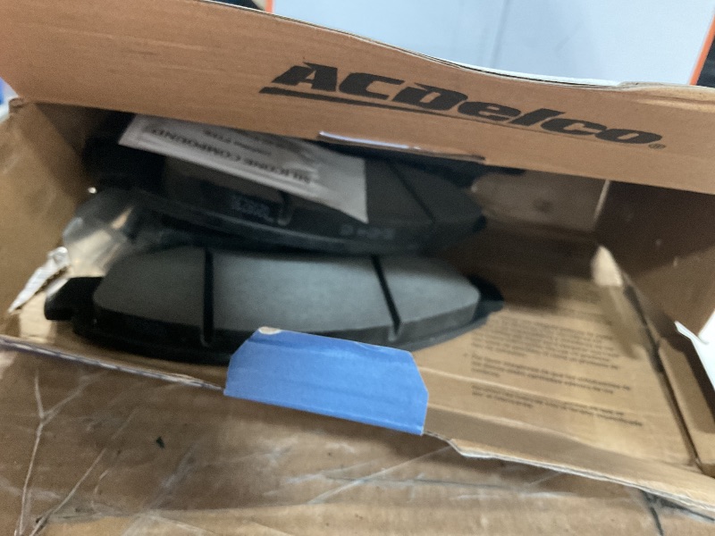 Photo 1 of ACDelco Gold 17D1367ACHF1 Ceramic Front Disc Brake Pad Kit