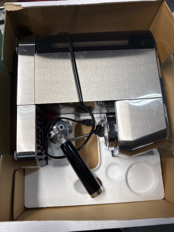 Photo 1 of (USED/FAIR) (PARTIAL SET) CASABREWS 3700 Essential Espresso Machine 20 Bar, Stainless Steel Cappuccino & Latte Machine with Steam Frother for Home, 43.9oz Water Tank, Silver