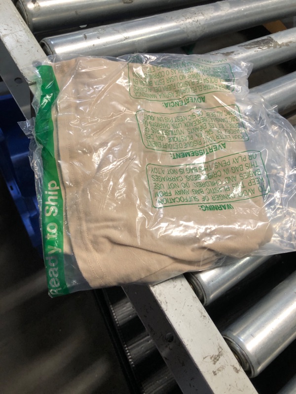 Photo 1 of (MEDIUM) (BAGGED) Tankaneo Women Half Sleeve Cropped T-Shirts Drop Shoulder Round Neck Crop Tops Casual Summer Solid Color Basic Tees MEDIUM