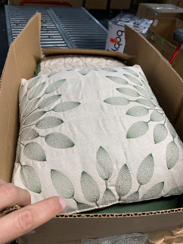Photo 1 of (COMFORTER ONLY) Dakota Microsuede Comforter ONLY