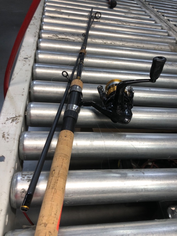 Photo 1 of (please see all images) *LOOSE STRING*Daiwa D Shock DSK-B Reel 
