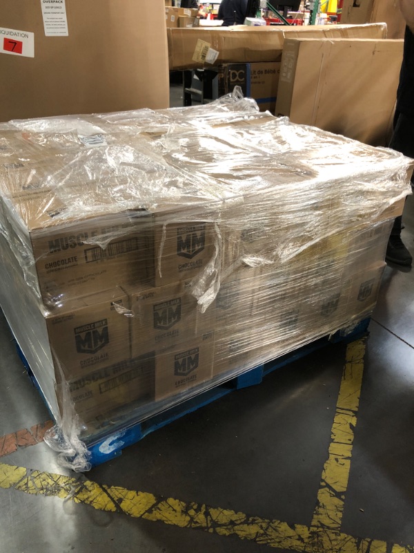 Photo 1 of *NONREFUNDABLE****PALLETIZED ITEM*TRUCK/TRAILER PICKUP ONLY**ROUGHLY 75 BOXES OF 12 PACKS** *AUGUST 27,2025** Muscle Milk Genuine Protein Shake, Chocolate, 25g Protein, 11.16 Fl Oz (Pack of 12), Packaging May Vary
