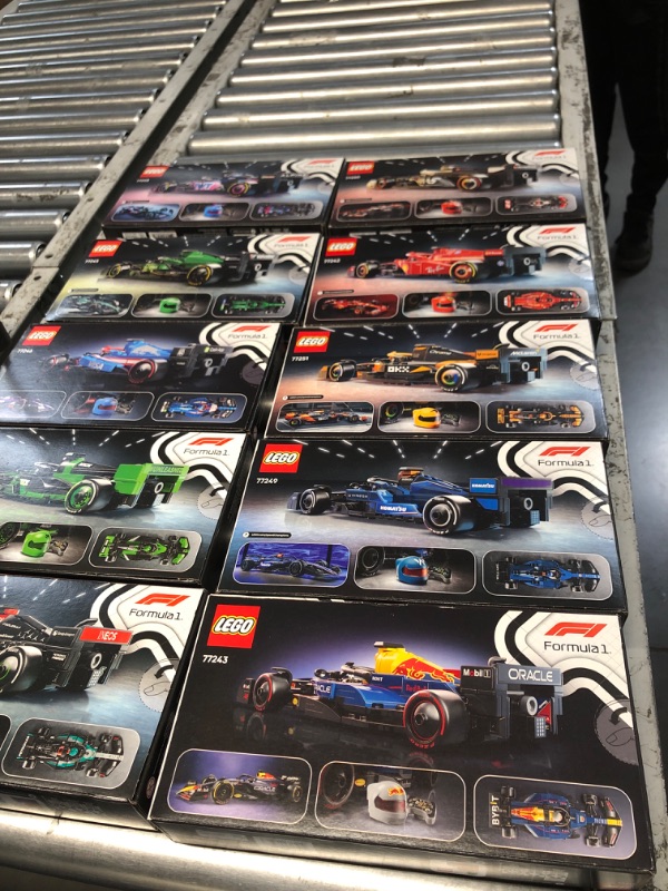 Photo 1 of *** FACTORY SEAL*** 10 BOX SEAL ***LEGO Speed Champions Ultimate Formula 1 Collector's Pack - Contains 10 Sets in 1 - Includes Exclusive Poster - Collectible F1 Model Car Kit - Exciting Gift for Adults and Racing Enthusiasts - 66802