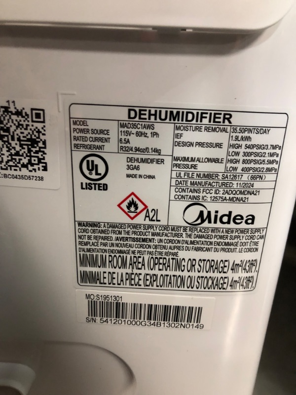 Photo 1 of ***DAMAGED - CRACKED - UNABLE TO TEST - SEE PICTURES***
Midea 3,000 Sq. Ft. Energy Star Certified Dehumidifier With Reusable Air Filter 35 Pint - Ideal For Basements, Large & Medium Sized Rooms, And Bathrooms (White)