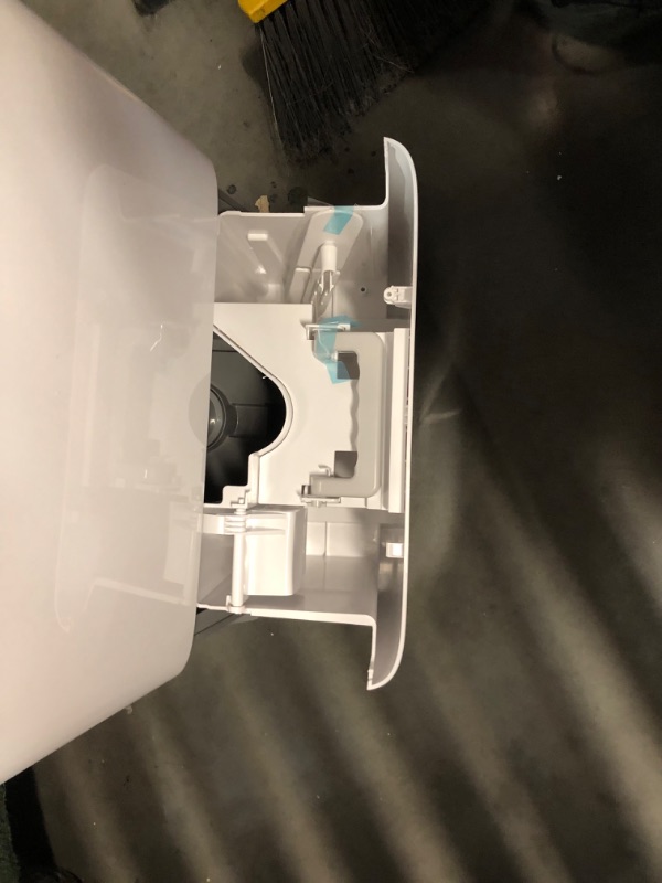 Photo 1 of ***DAMAGED - CRACKED - UNABLE TO TEST - SEE PICTURES***
Midea 3,000 Sq. Ft. Energy Star Certified Dehumidifier With Reusable Air Filter 35 Pint - Ideal For Basements, Large & Medium Sized Rooms, And Bathrooms (White)