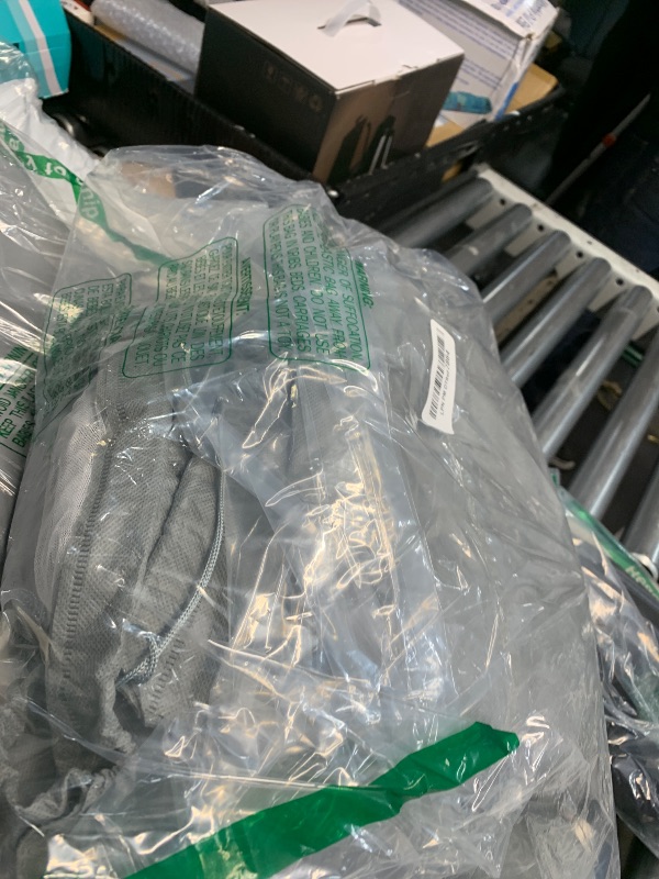 Photo 1 of Vincreem 2 Pcs Large Pop up Mosquito Tent Portable Foldable Mosquito Bug Net for Bed Camping Travel Patio Outdoor 78 * 31 * 22 Inch Bug Netting Mesh Tent Canopy for Adults Baby BedroomG