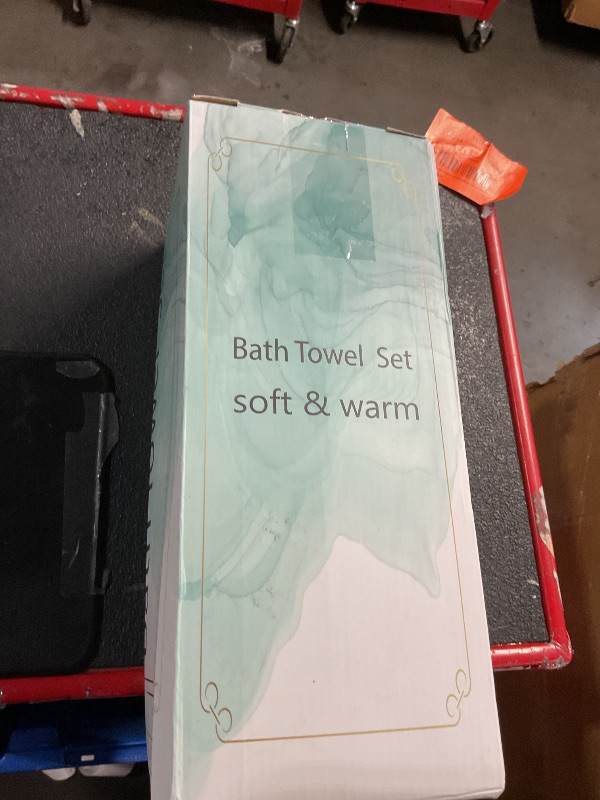 Photo 1 of 8 Piece Oversized Turquoise Bath Towel Set-2 Extra Large Bath Towel Sheets,2 Hand Towels,4 Washcloths-600GSM Soft Highly Absorbent Quick Dry Beach Chair Towels Woven Towels for Bathroom Hotel and Spa