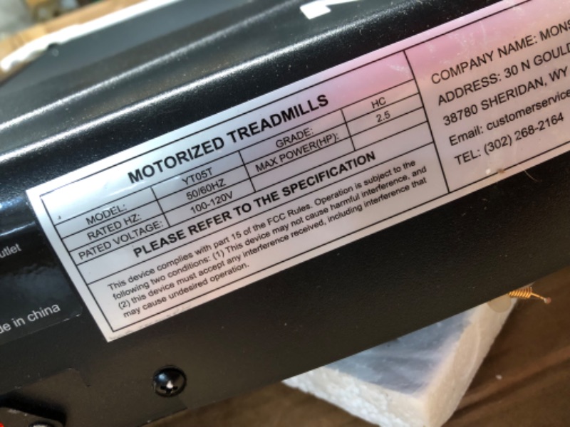 Photo 1 of ***NONREFUNDABLE - MAJOR DAMAGE - SEE COMMENTS***
THERUN Walking Pad Treadmill, 2.5 HP Under Desk Treadmill, 2 in 1 Foldable Treadmill for Home, Walking Pad with Handle Bar, 15" Widened Running Belt, Treadmill with Remote Control & LED Touch Screen