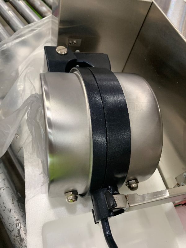 Photo 1 of *USED*ALDKitchen Belgian Waffle Maker | Commercial Waffle Iron with 360° Rotating Mechanism | Stainless Steel | 110V
