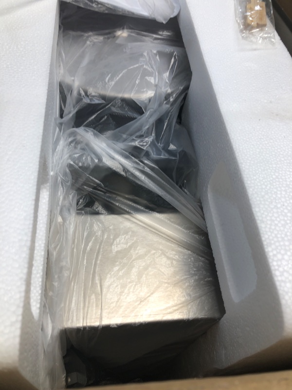 Photo 1 of *USED*ALDKitchen Belgian Waffle Maker | Commercial Waffle Iron with 360° Rotating Mechanism | Stainless Steel | 110V
