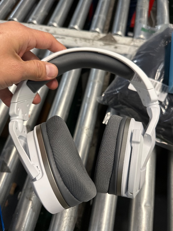 Photo 1 of (missing usb) Turtle Beach Stealth 600 Gen 2 USB Wireless Amplified Gaming Headset for PS5, PS4, PS4 Pro